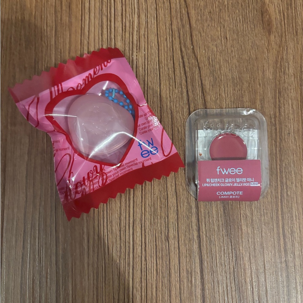Fwee Lipstick compote